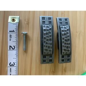 Hammered Nickel Pewter Look Rectangular Pulls Craftsman Style Set 16